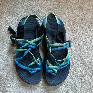 Lightly worn Chacos women’s 9